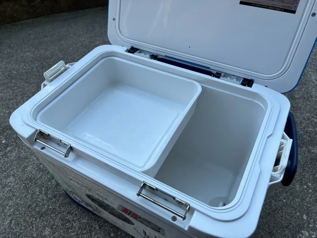 フィクセルにつけているトレー
