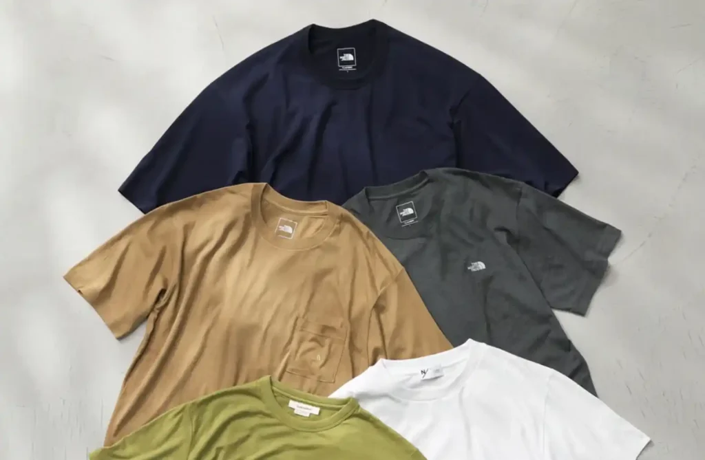 ノースフェイスのTシャツの画像