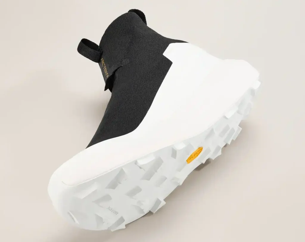 アークテリクスのノーバン4ニヴァリスのイメージ画像